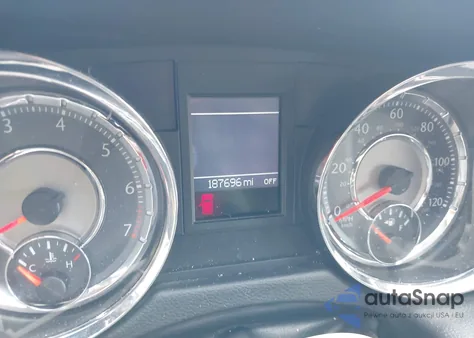 2014 Chrysler Town & Country Touring из США, поврежденный, VIN 2C4RC1BG3ER192736